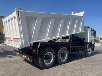 2011-mercedes-benz-3341-1425956-45640292