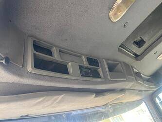 2011-mercedes-benz-3341-1425956-45640295