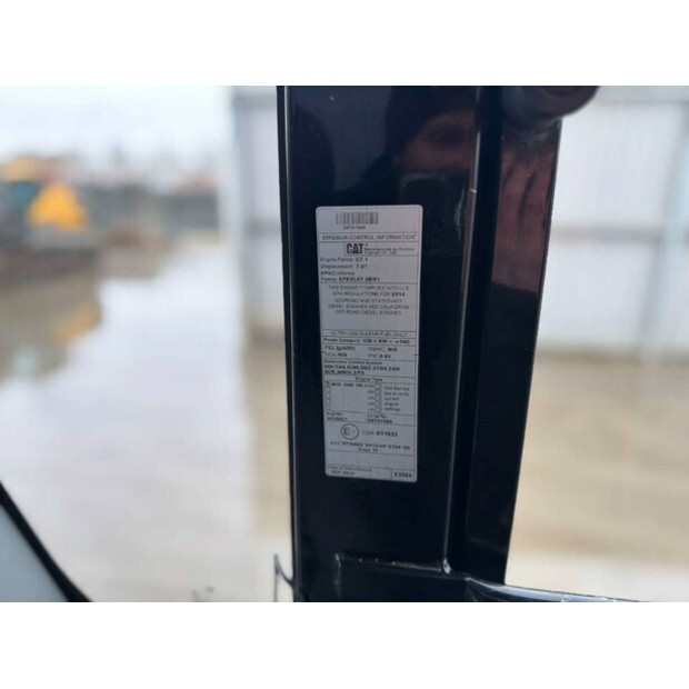 2015 كاتربيلر M318F-45640593