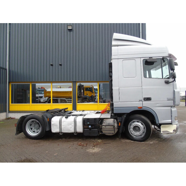 2009 داف XF 105.410-45640864