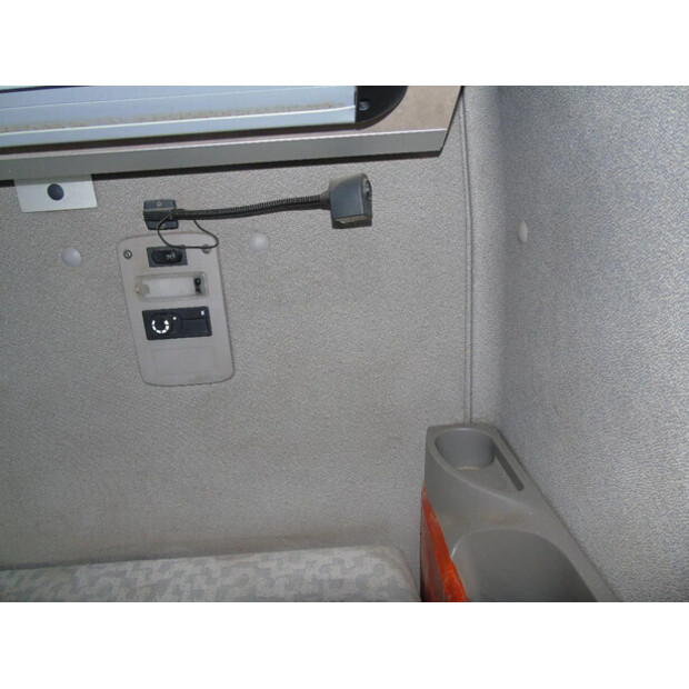 2009 داف XF 105.410-45640874