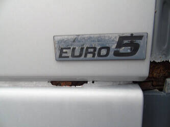 2009-daf-xf-105-410-1425978-45640875