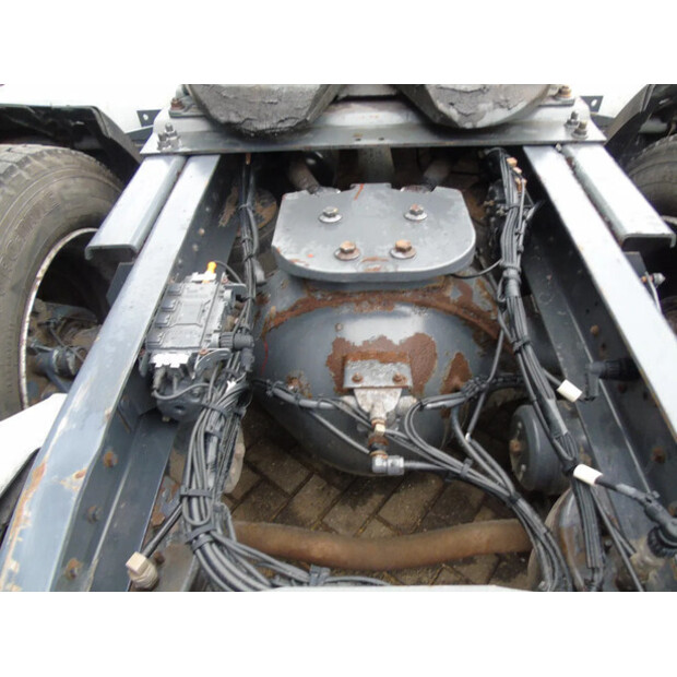 2009 داف XF 105.410-45640877