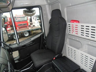 2020-iveco-eurocargo-120e21-1425982-45640960