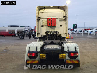 2011-scania-r560-1391640-45641068