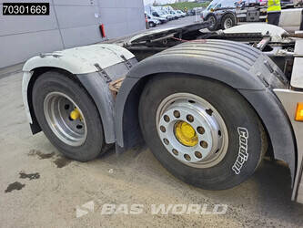 2011-scania-r560-1391640-45641079