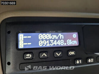 2011-scania-r560-1391640-45641092