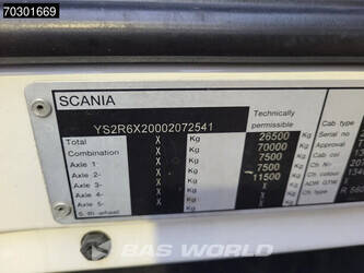 2011-scania-r560-1391640-45641095