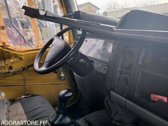 2003-renault-premium-1425997-45653409