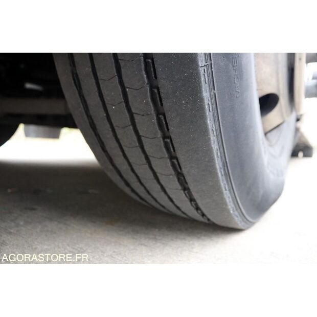 2011 Mercedes-Benz Tourismo-45653421