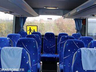 2011-mercedes-benz-tourismo-1425999-45653433