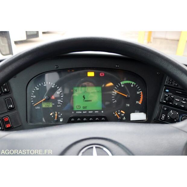 2011 Mercedes-Benz Tourismo-45653441