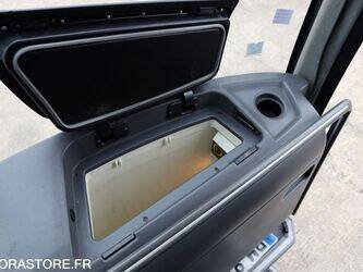 2011-mercedes-benz-tourismo-1425999-45653446