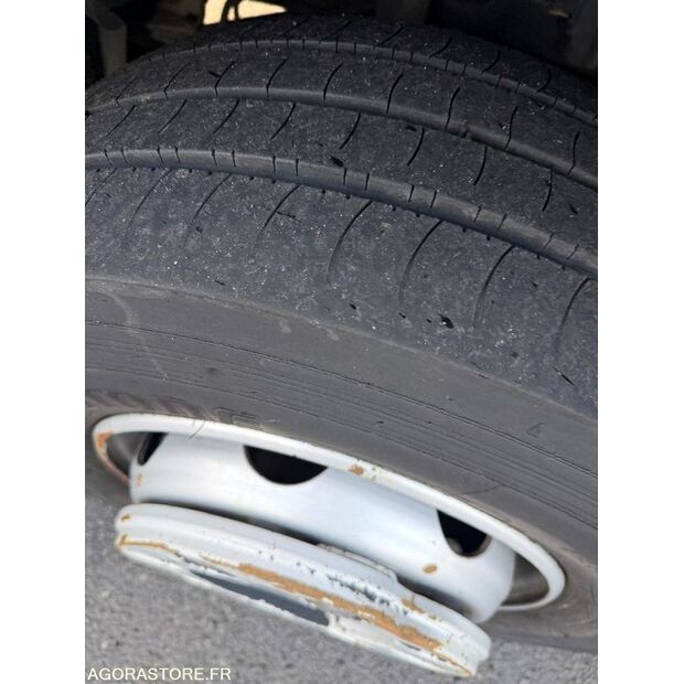 2018 داف LF230-45653499