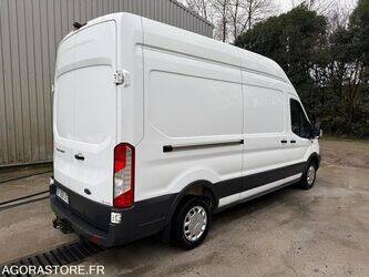2017-ford-transit-1426014-45653626
