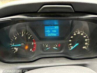 2017-ford-transit-1426014-45653639