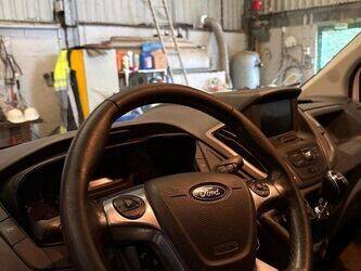 2017-ford-transit-1426014-45653645