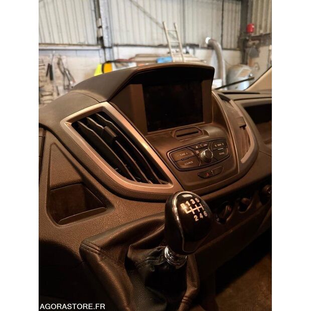 2017 Ford TRANSIT-45653646