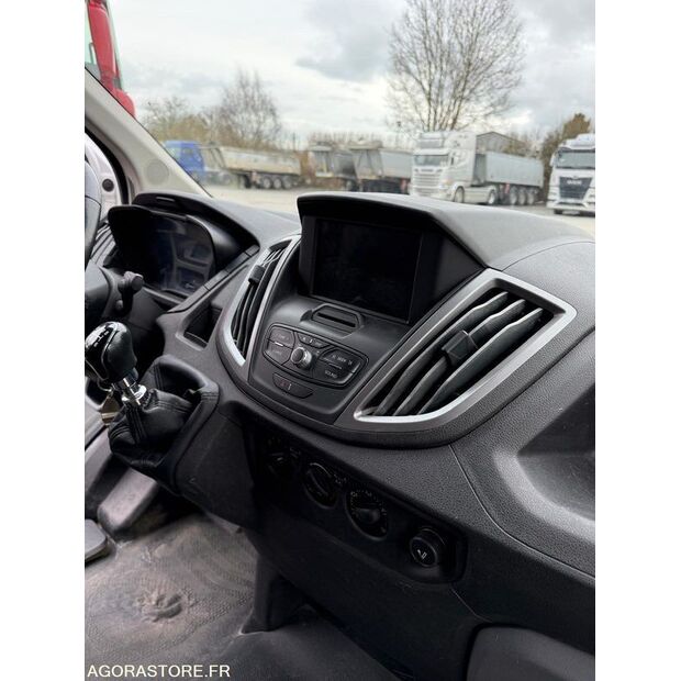 2017 Ford TRANSIT-45653648