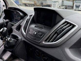 2017-ford-transit-1426014-45653648