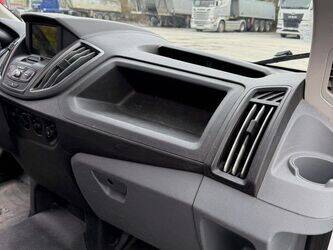 2017-ford-transit-1426014-45653649