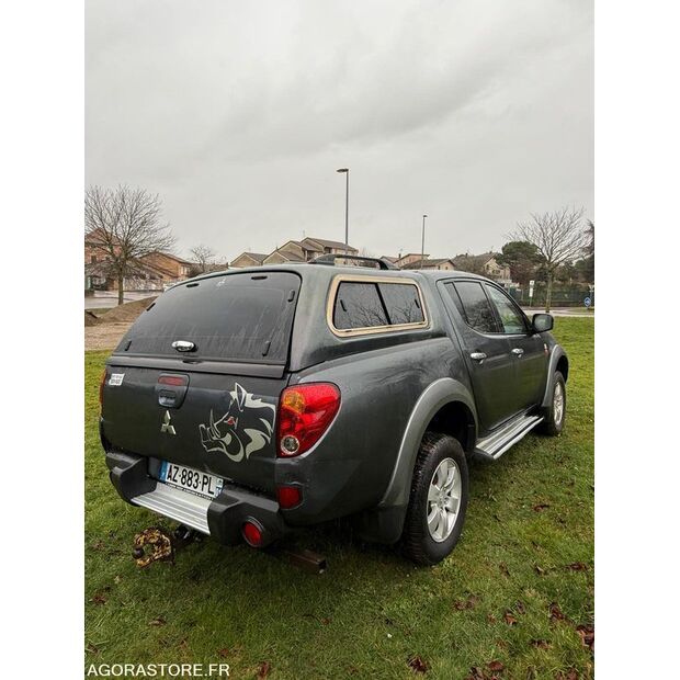 2007 MITSUBISHI L200-45653680