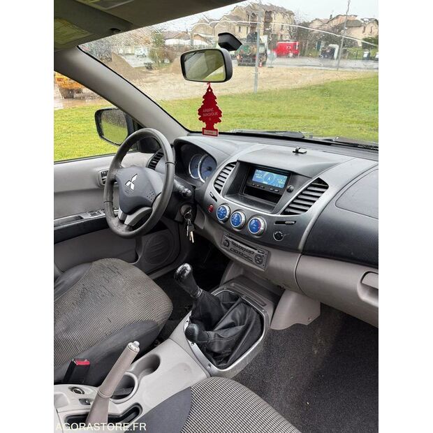 2007 MITSUBISHI L200-45653685