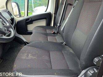 2016-peugeot-boxer-1425800-45653695