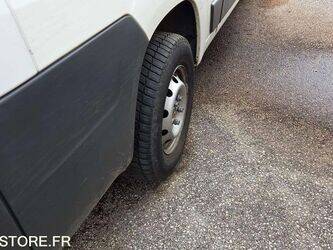 2016-peugeot-boxer-1425800-45653696