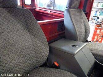 2001-land-rover-defender-1425825-45653747