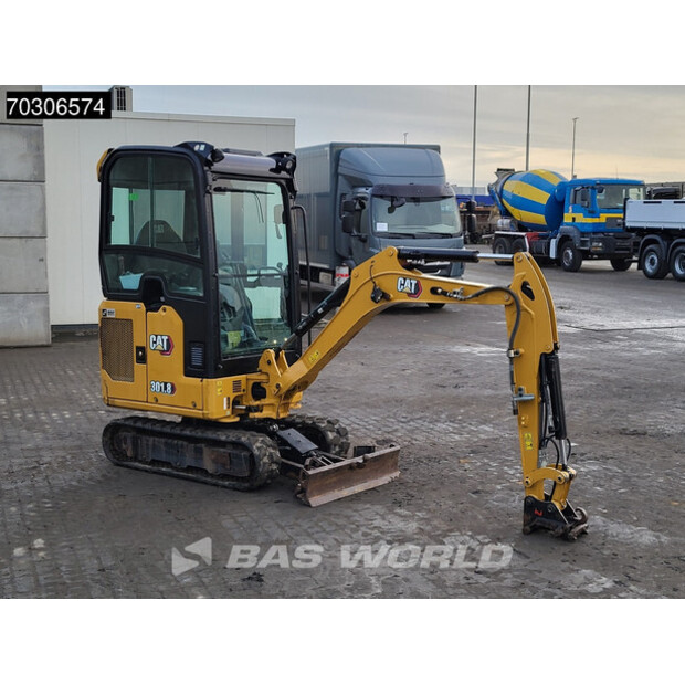 2021 Caterpillar 301.8-45654326