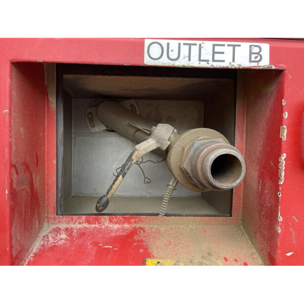 2016 Atlas-Copco XRV 946 CD-45655090