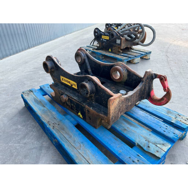 2017 OilQuick OQ65-45655477