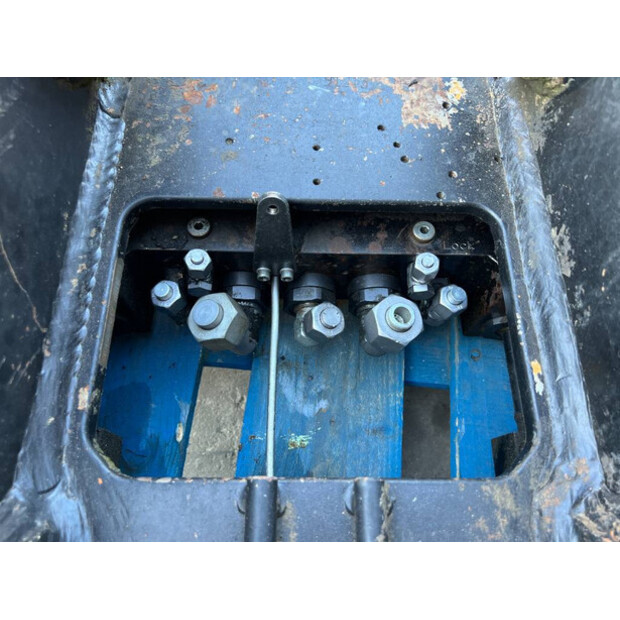 2017 OilQuick OQ65-45655487