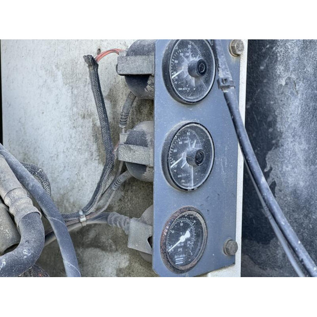 2000 Atlas-Copco XRHS 385 MD-45655714