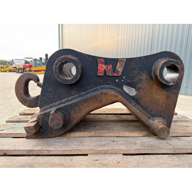 2016 فيراكتيرت CW40S-45655795