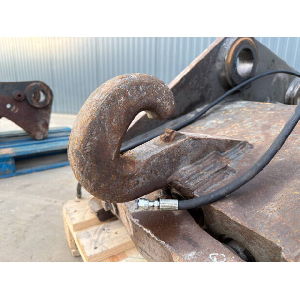 2020 فيراكتيرت CW55S-45655902