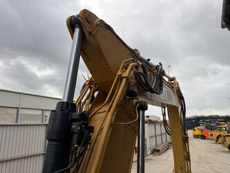 2016-caterpillar-320fl-1426133-45656600