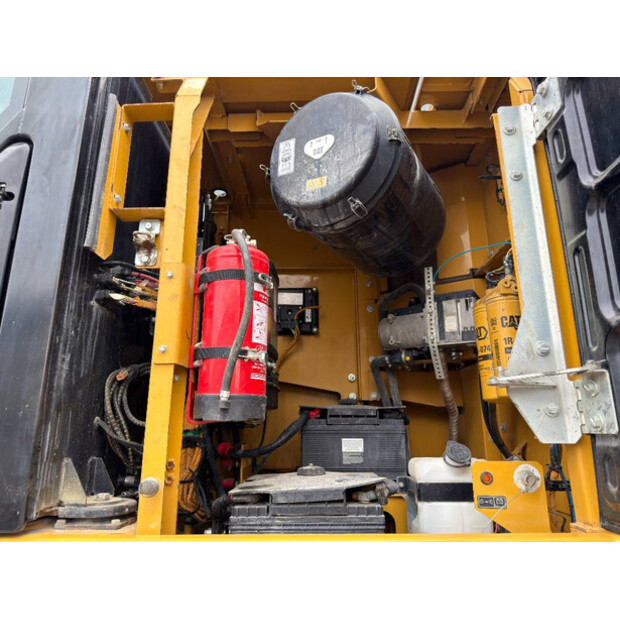 2017 Caterpillar 352F XE-45656935