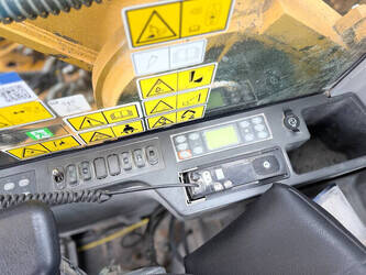 2017-caterpillar-352f-xe-1426139-45656958