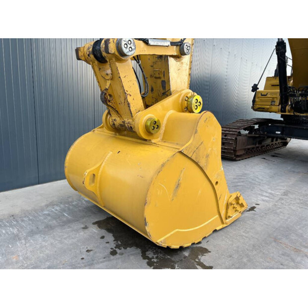 2015 Caterpillar 352FL-45656984