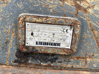 2014-liebherr-r922slc-1426143-45657145