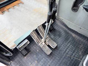 2014-liebherr-r922slc-1426143-45657170