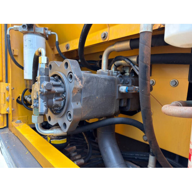 2015 Volvo EC220EL-45657268