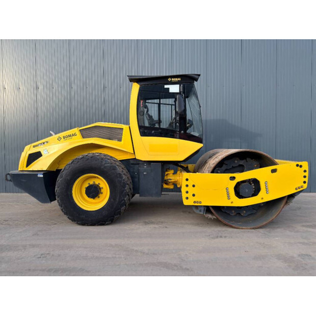 2019 BOMAG BW213D-5-45658725