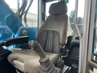 2010-fuchs-mhl350-1426186-45659113