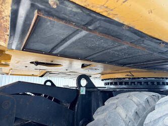 2005-caterpillar-m322c-1426190-45659267