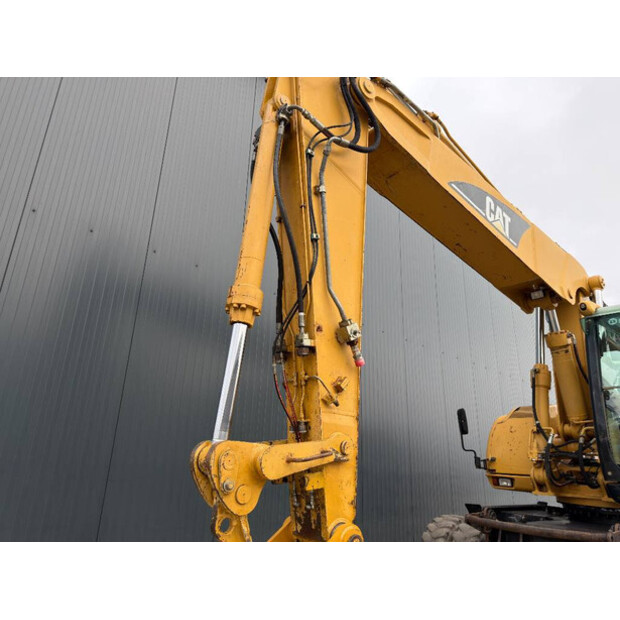 2005 Caterpillar M322C-45659271