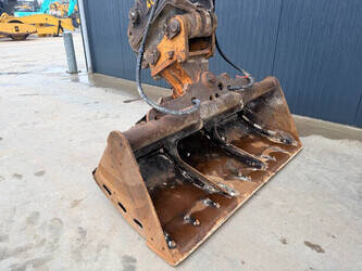 2013-volvo-ew180d-1426193-45659398