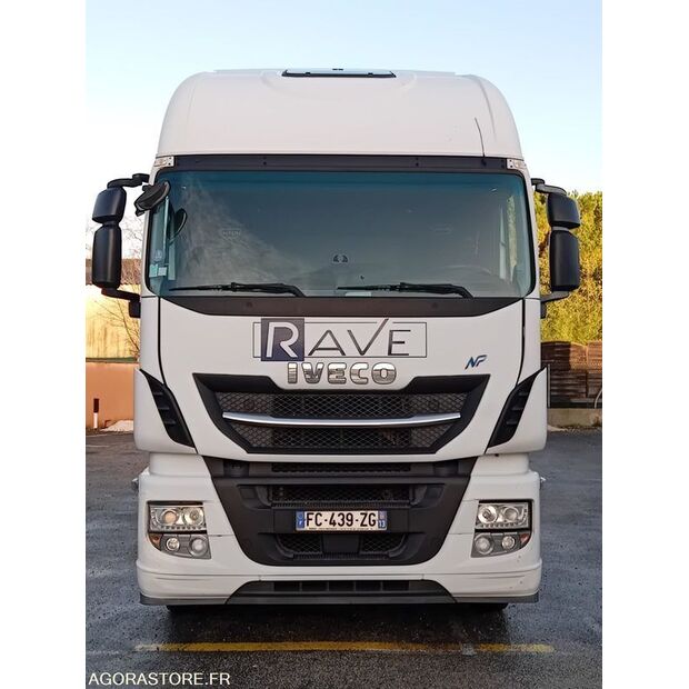2019 Iveco AS440S-45671866